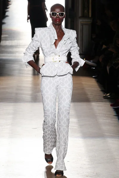 Look 23
